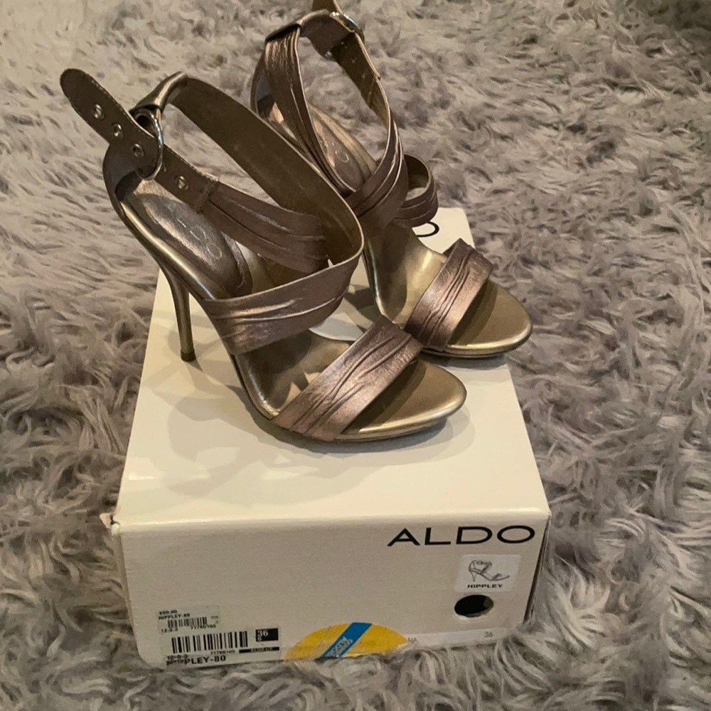 ALDO “Hippley” heels